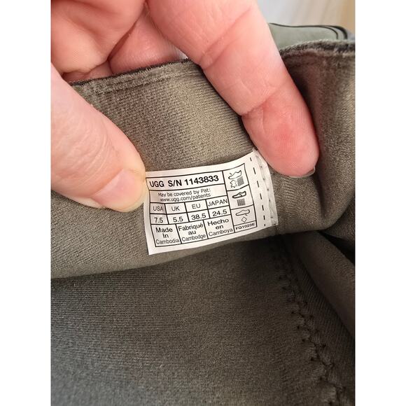 UGG Lug Combat Boots Moss Green Lace up Sz 7.5 - Picture 10 of 10